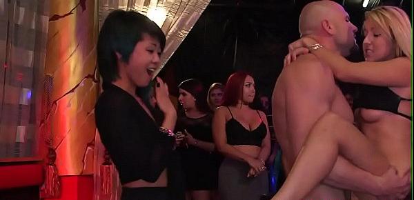  CFNM slut fucked by stripper while standing